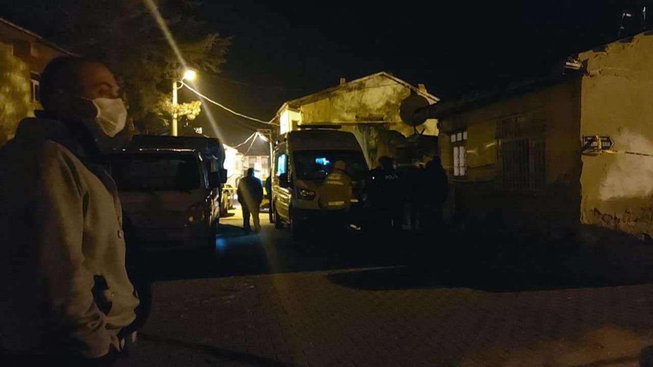 Isparta’da gıda zehirlenmesi nedeniyle 2 kişi hayatını kaybetti
