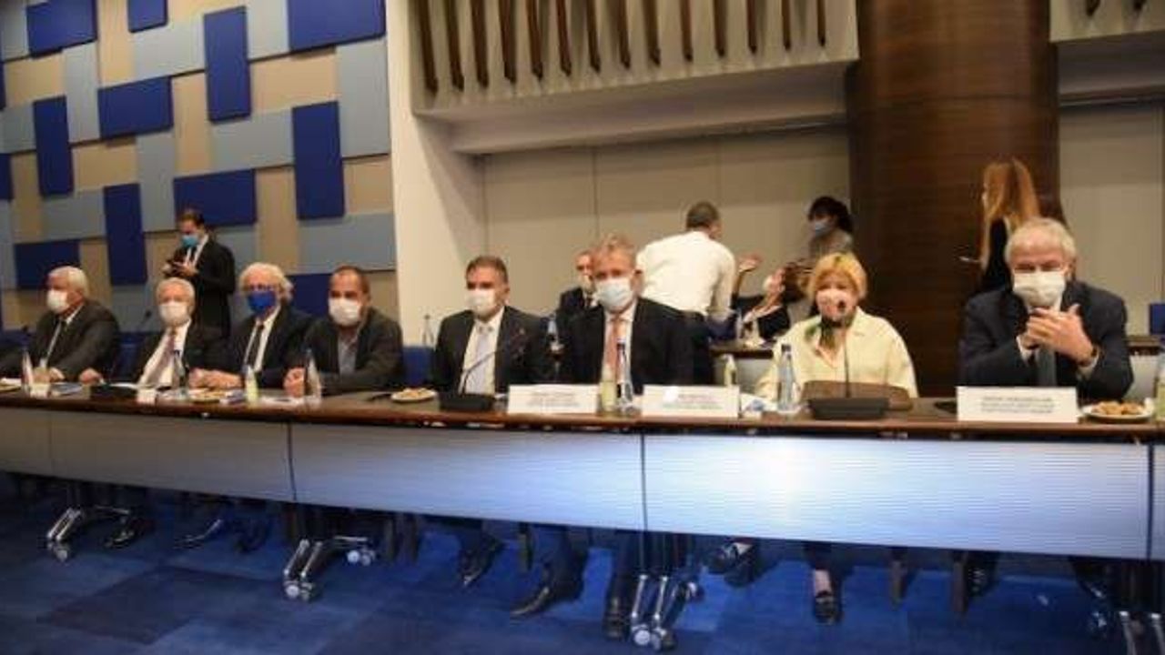İzmir’de oda ve borsalardan ortak toplantı