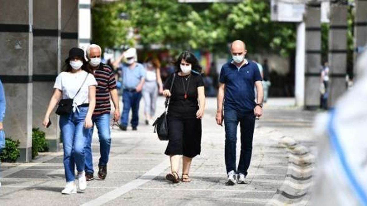 "Salgında sert bir dalgayla karşı karşıya kalabiliriz"