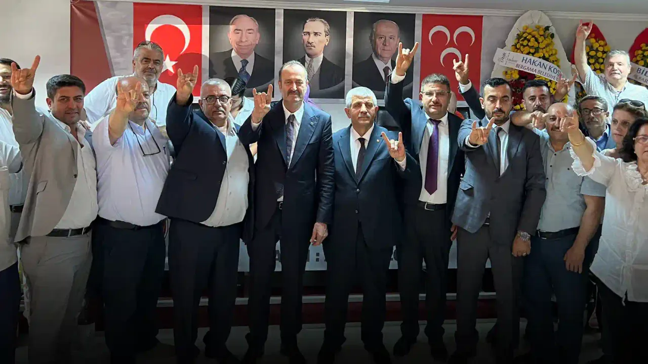 MHP'li Osmanağaoğlu: "İzmir'i üç hilal aydınlatacak"
