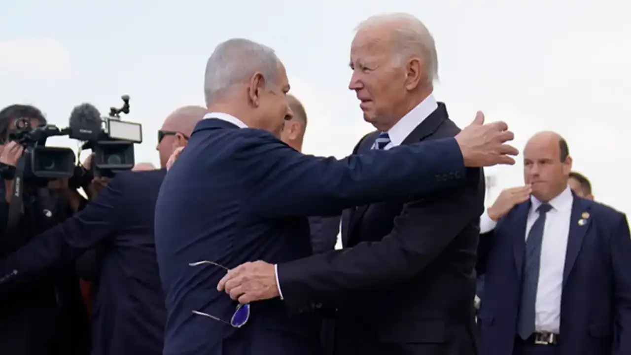 Biden İsrail'de: Netanyahu ile kucaklaştı