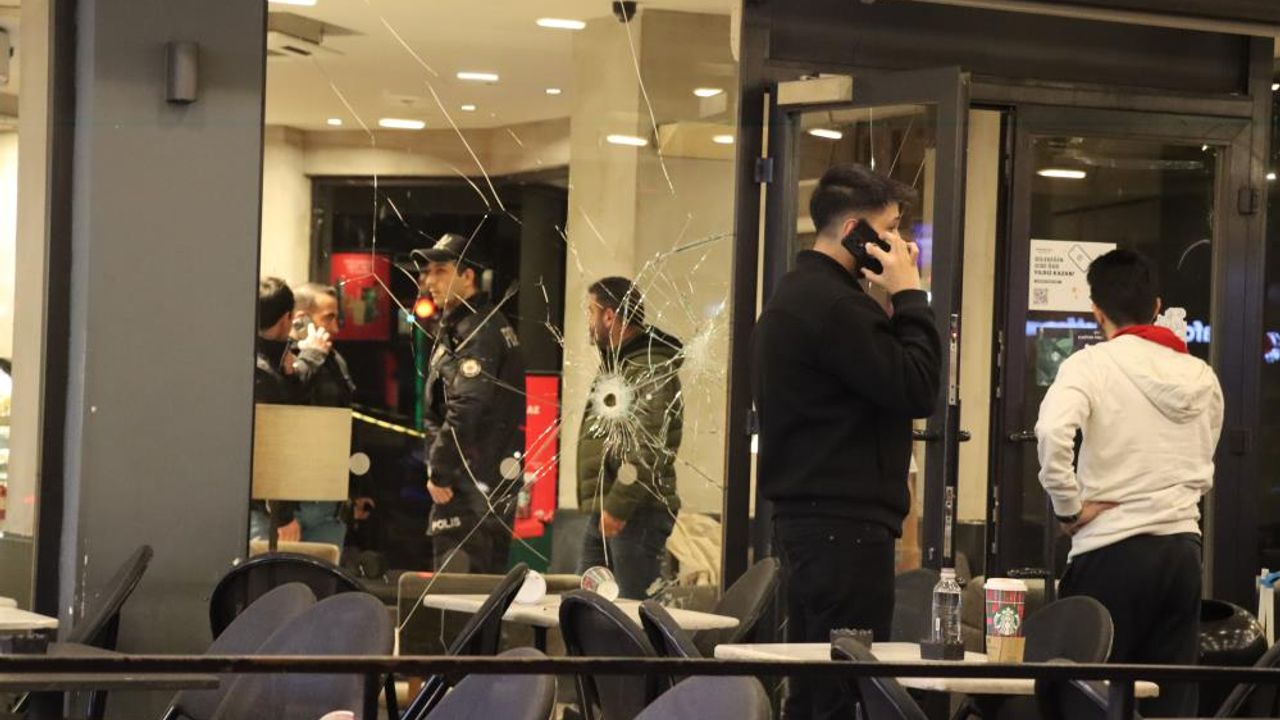 Adana’da Starbucks’a silahlı saldırı
