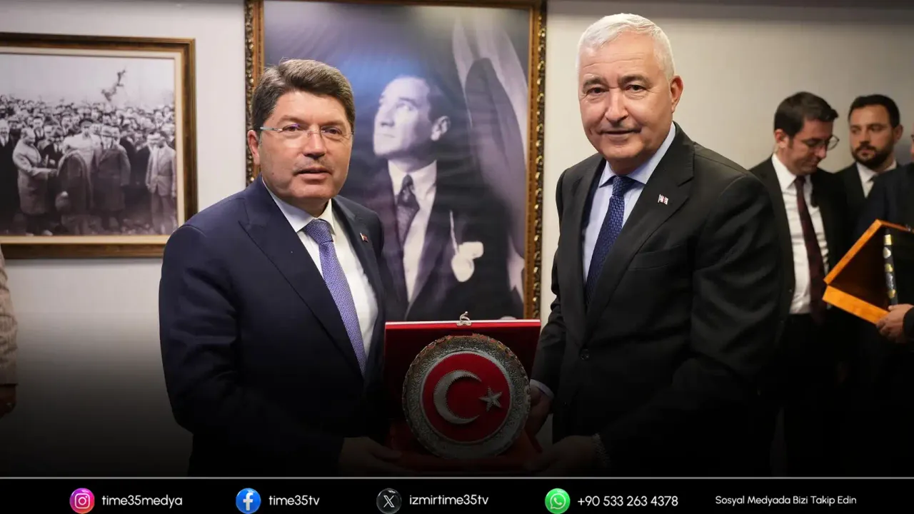 Bakan Tunç'tan CHP'li başkana dikkat çeken ziyaret!