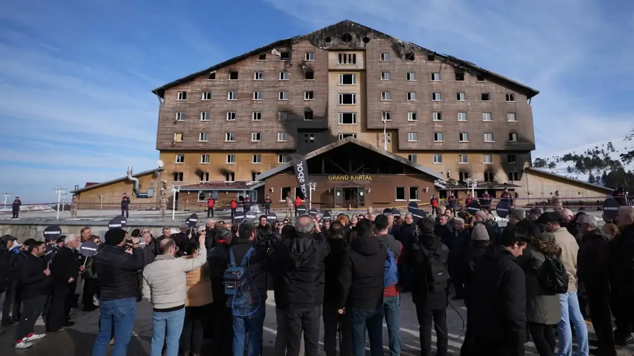 Otel yangını davasında 11 sanığa ağırlaştırılmış müebbet