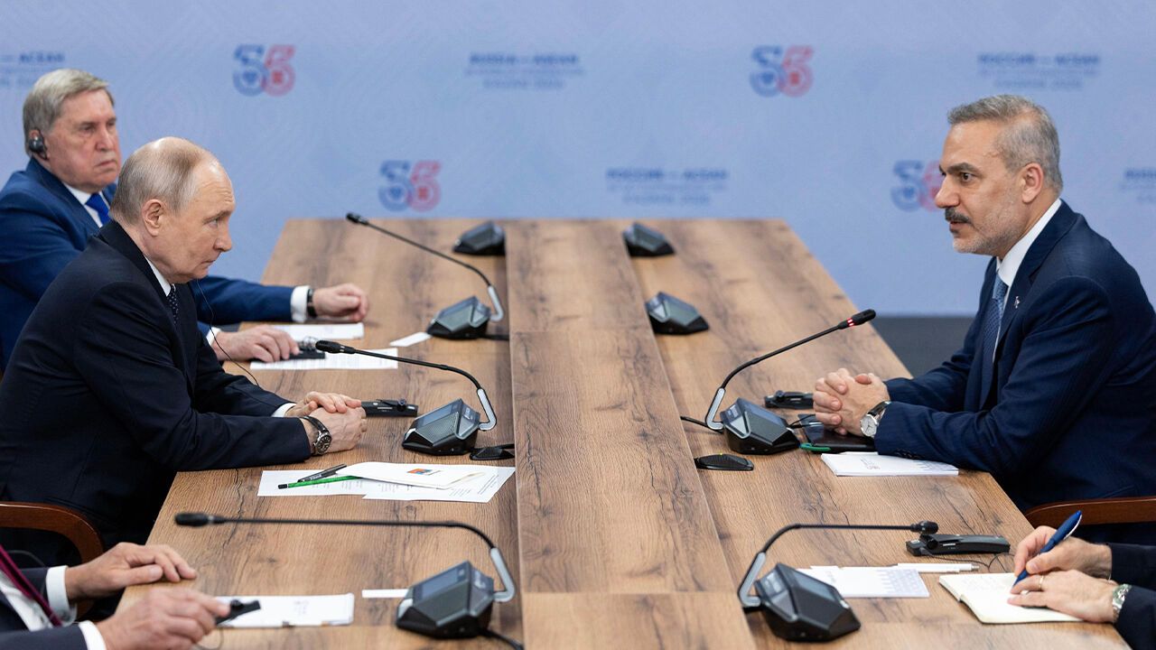 Dışişleri Bakanı Fidan, Putin ile Kazan'da görüştü
