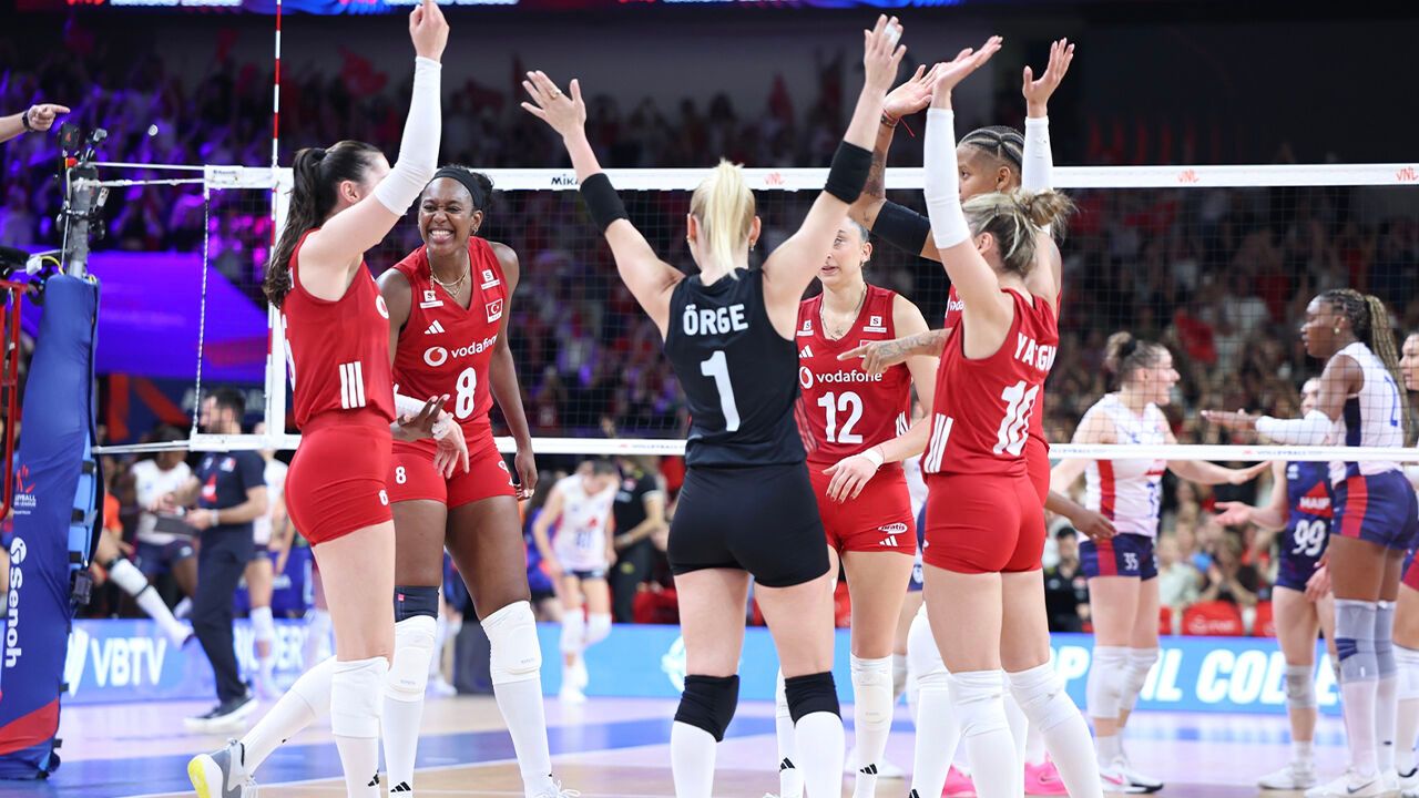 Filenin Sultanları Fransa'yı set vermeden geçti