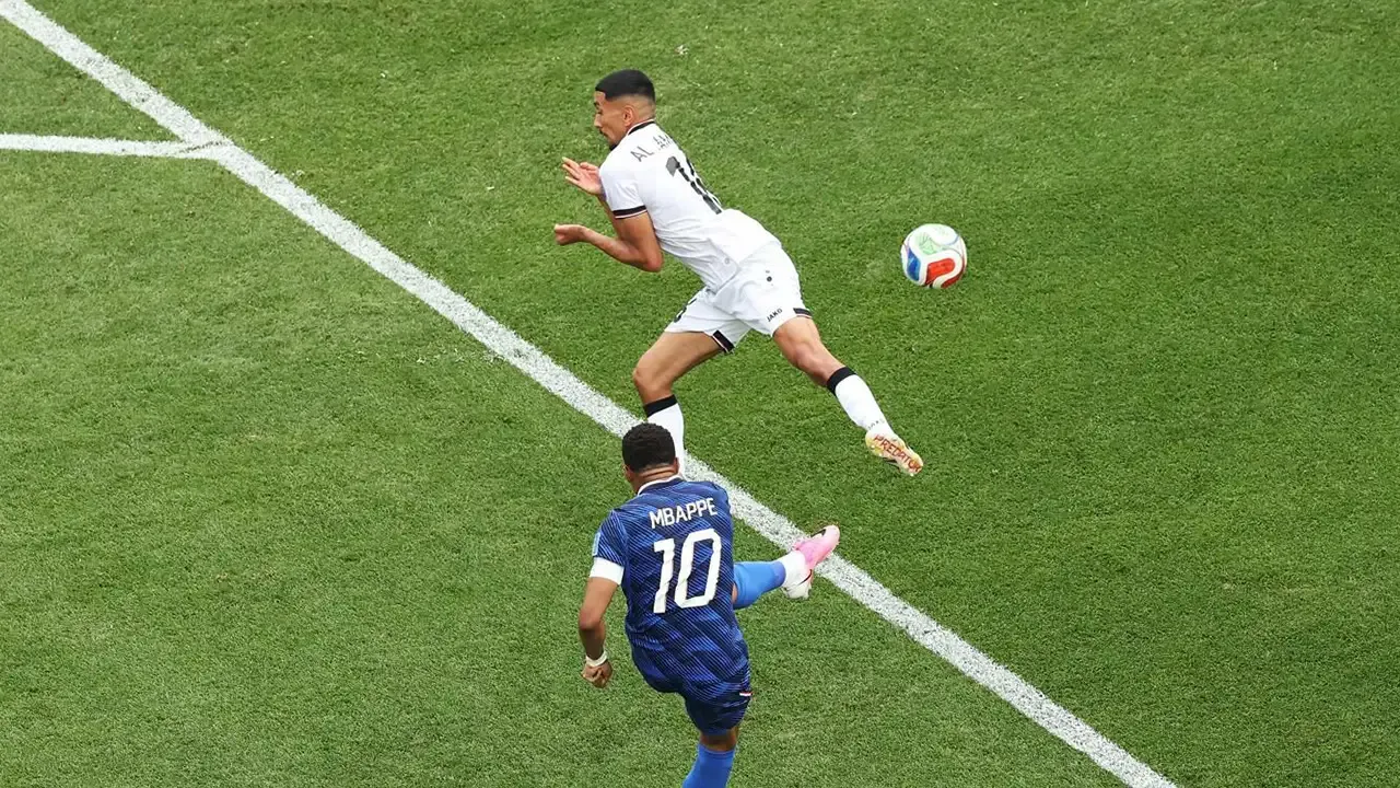 Mbappe tarih yazdı: Fransa son 32’de