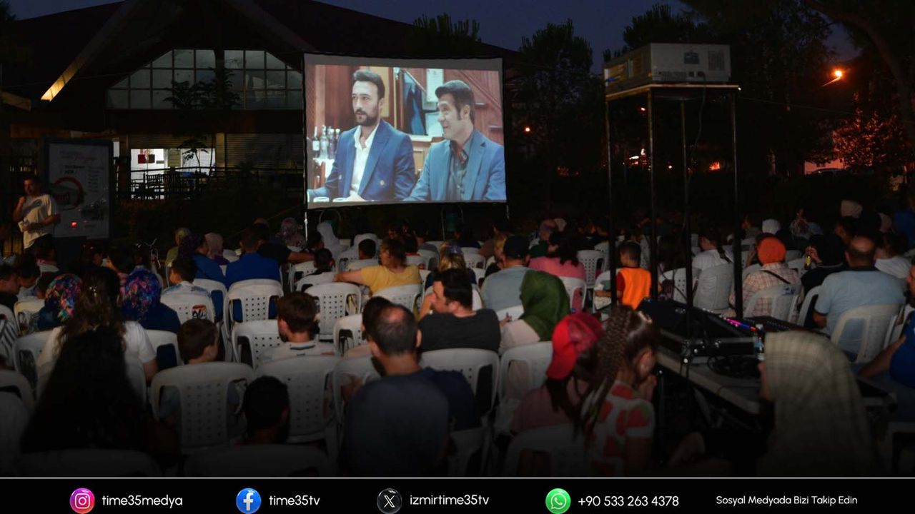 Bornova'da açık hava sineması mahallelere geliyor