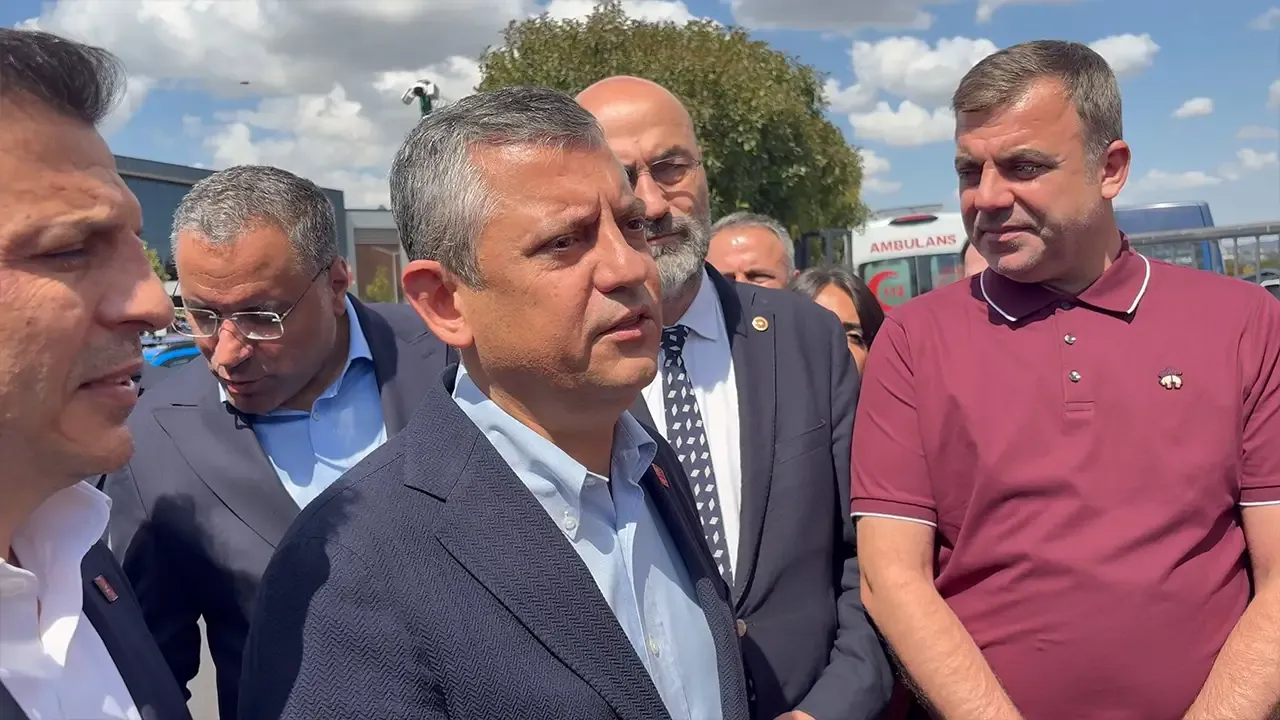 Özgür Özel'den Silivri'de savunma hakkı tepkisi