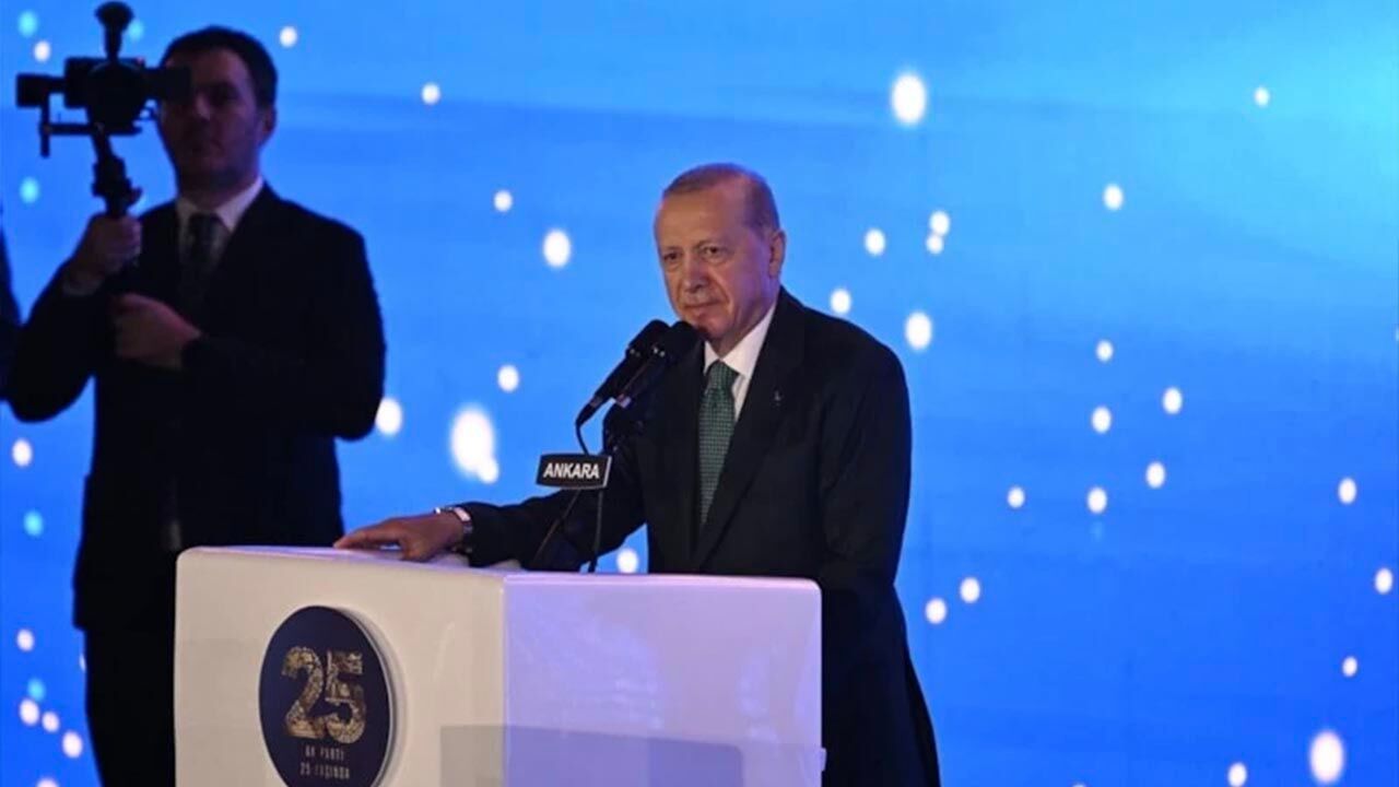Cumhurbaşkanı Erdoğan: Türkiye şimdi şaha kalkıyor