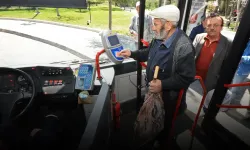 İzmir’de 65 yaş üstü ücretsiz ulaşım kalkacak mı?