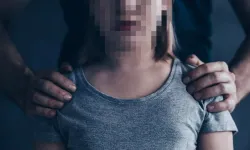 9 yaşındaki kız çocuğana 3 yıl boyunca cinsel istismarda bulunmuş!