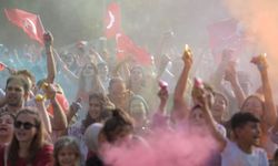 İzmirli gençler 100’üncü yıla Kültürpark’ta merhaba dedi