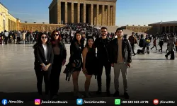 Genç İzmirliler Ata’nın huzurunda