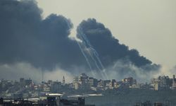 İsrail, Gazze'de 400'den fazla noktayı vurdu