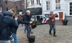 Hollanda'da Kur'an-ı Kerim'e alçak saldırı!
