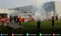 Manisa’daki İpek kağıt fabrikasında yangın