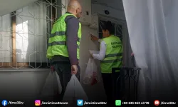 Bayraklı Belediyesi iftar paketi dağıttı