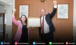 Menderes Belediye Başkanı İlkay Çiçek mazbatasını aldı