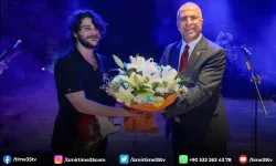 Gaziemir Gençlik Festivali’ne Yaşlı Amca ile muhteşem final