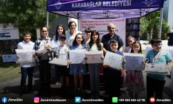 Başkan Kınay çocuklardan söz aldı, "Okumaktan ve yazmaktan vazgeçmeyin"