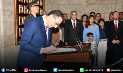 Onur Yiğit ve CHP Balçova Örgütü Anıtkabir’de