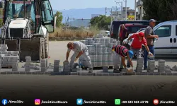 Menderes Belediyesi'nden kilit parke seferberliği