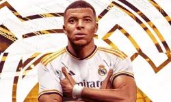 Real Madrid, Mbappe'yi 5 yıllığına kadrosuna kattı