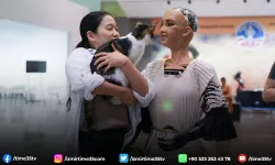 93. İEF’e insansı robot Sophia damga vurdu