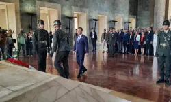 CHP 101'inci yılında Anıtkabir'de