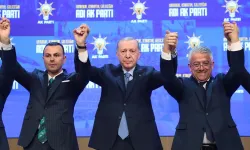 2 milletvekili, 13 belediye başkanı AK Parti'ye geçti