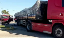 Tekirdağ'da panelvan tıra çarptı: 12 yaralı