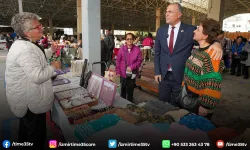 Gaziemir Belediyesi’nden kadınlara destek: El Emeği ve Satış Pazarı açıldı