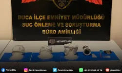 İzmir'de uyuşturucuya 2 gözaltı