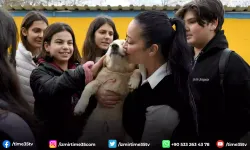 Kuşadası Belediyesi’nden ÇYDD’li öğrencilere karne hediyesi