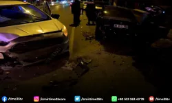 Alkollü genç, babasının kurum otomobilini kaçırdı, 5 araca birden çarptı