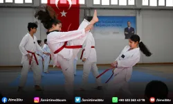 Bornova’da taekwondocuların kuşak heyecanı