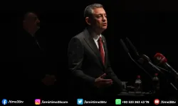 CHP Lideri Özel, İzmir’de Engellilik Çalıştayı’na katıldı