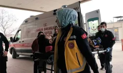 Traktörün altında kalan sürücü yaralandı