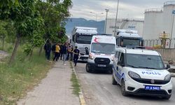 Tır sürücüsü araçta asılı halde ölü bulundu