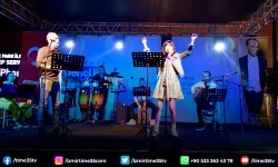 Bornova’da 19 Mayıs coşkusu meydanlara taşıyor