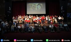 Engelsiz Yürekler Torbalı’da Sahne Aldı