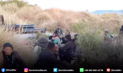 İHA tespit etti, göçmen kaçakçıları ve düzensiz göçmenler yakalandı