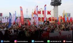İzmir'de 1 Mayıs kutlaması