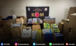 İzmir'de kaçak oto yedek parça ve akaryakıt ele geçirildi