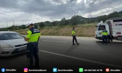 Jandarma kural tanımaz sürücülleri affetmedi
