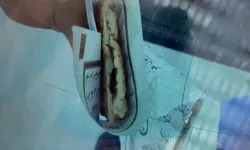Kantinci Kur'an-ı Kerim sayfalarını tost kağıdı yaptı