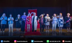 Karşıyaka’nın çınarlarından renkli defile