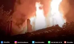 Muğla'da iki katlı ev alevlere teslim oldu