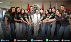 Voleybol ve yüzmede Karşıyaka rüzgarı esti
